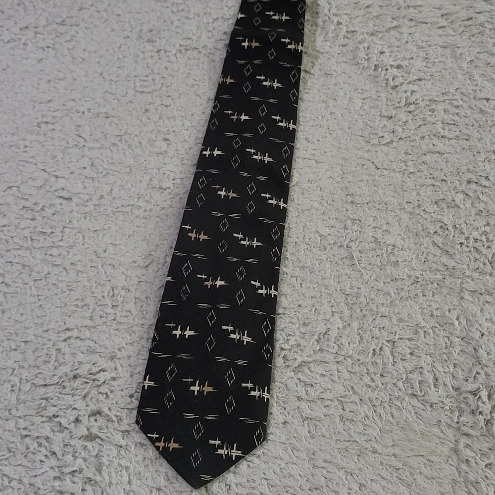 Ralph Lauren‎ Purple Label Tie and Pocket Square Set Geometric Aztec Shantung